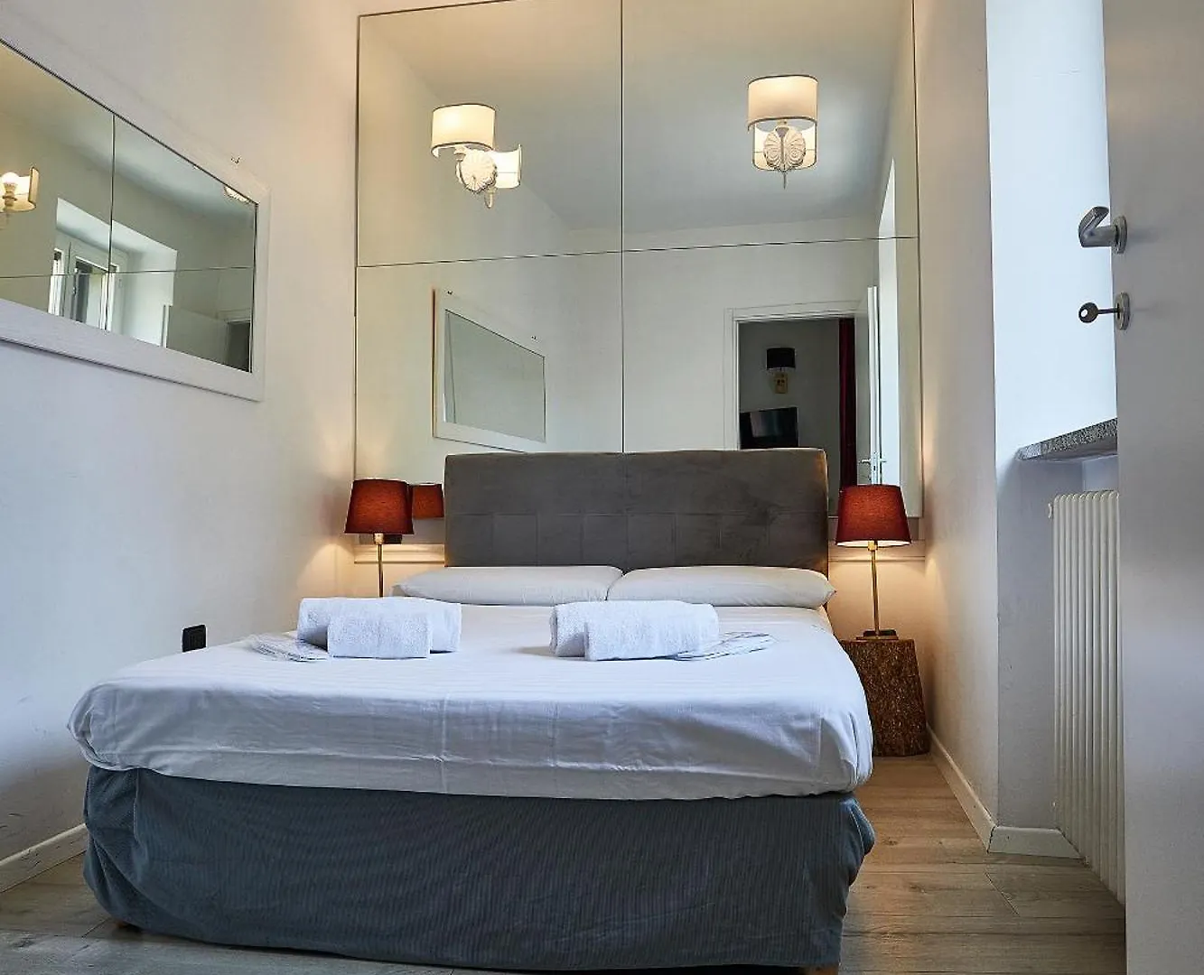 Apartment Elegant Stay In Moscova Milano Centro